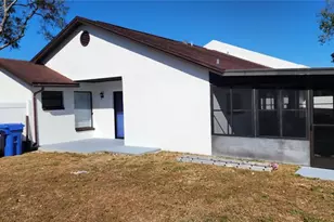 11301 Waveland Way, Tampa, FL 33624 - Photo 2