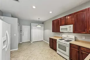 30935 Whitlock Dr, Wesley Chapel, FL 33543 - Photo 8