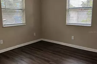 1720 Granville Ct S, Saint Petersburg, FL 33701 - Photo 8