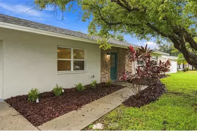 3205 Dunbar Drive, Sarasota, FL 34232 - Photo 2
