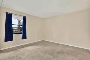 10199 Sailwinds Blvd S, Largo, FL 33773 - Photo 16