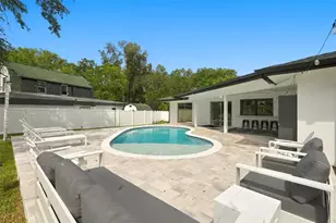 330 Patica Rd NE, Saint Petersburg, FL 33702 - Photo 30