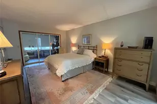 100 Bluff View Dr, Belleair Bluffs, FL 33770 - Photo 18