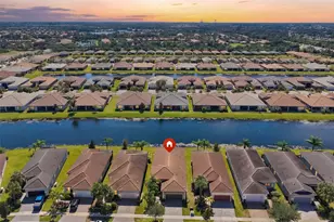 4814 Sevilla Shores Dr, Wimauma, FL 33598 - Photo 2