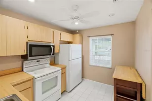 5265 E Bay Dr, Clearwater, FL 33764 - Photo 10