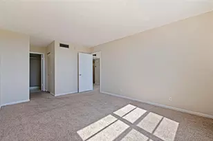 6210 Sun Blvd, Saint Petersburg, FL 33715 - Photo 12