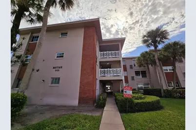 3125 36th Street N #102, Saint Petersburg, FL 33713 - Photo 1