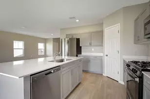 12932 Wellspring Dr, Lithia, FL 33547 - Photo 10