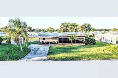 36513 Lakewood Drive, Zephyrhills, FL 33542 - Photo 30