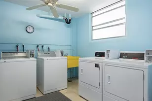4895 Bay St NE, Saint Petersburg, FL 33703 - Photo 34