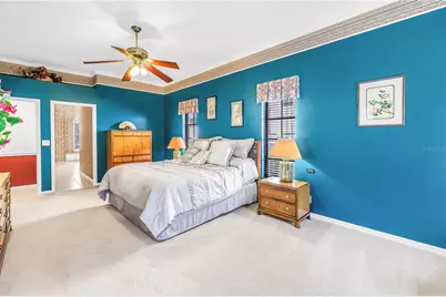 1186 Gasparilla Drive NE, Saint Petersburg, FL 33702 - Photo 38