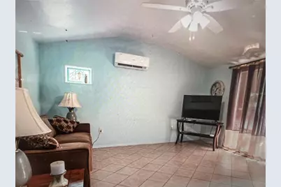 520 George Street S, Tarpon Springs, FL 34688 - Photo 26