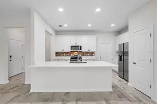 9669 Sweetwell Pl, Riverview, FL 33569 - Photo 8
