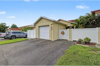 2771 Summerdale Drive #7, Clearwater, FL 33761 - Photo 4