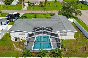 500 Florida Cir S, Apollo Beach, FL 33572 - Photo 2