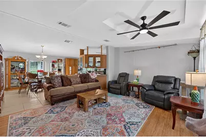 8425 Heather Drive, Zephyrhills, FL 33540 - Photo 12
