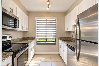 5502 Loblolly Court #200, Tampa, FL 33617 - Photo 4