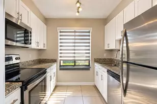 5502 Loblolly Ct, Tampa, FL 33617 - Photo 4