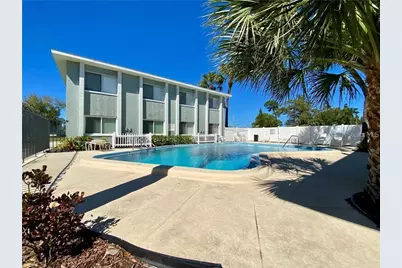 378 48th Avenue N #121, Saint Petersburg, FL 33703 - Photo 1