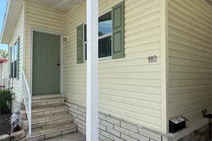 7880 54th Ave N, Saint Petersburg, FL 33709 - Photo 4