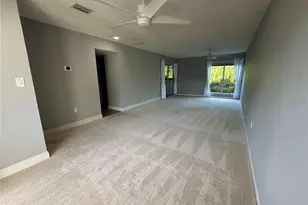 514 Windrush Bay Dr, Tarpon Springs, FL 34689 - Photo 6