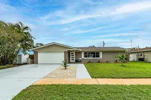1825 Yale Dr, Clearwater, FL 33765 - Photo 32