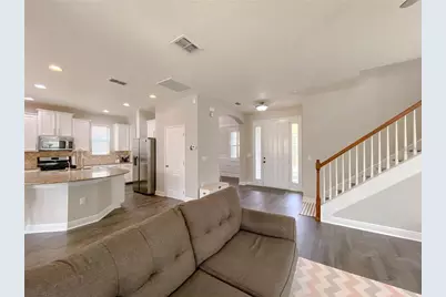 7920 Hampton Lake Drive, Tampa, FL 33647 - Photo 8