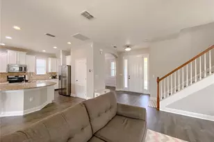 7920 Hampton Lake Dr, Tampa, FL 33647 - Photo 8