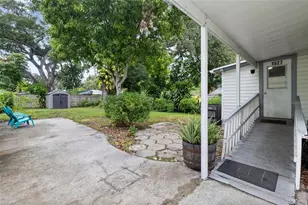 1527 13th St S, Saint Petersburg, FL 33705 - Photo 6
