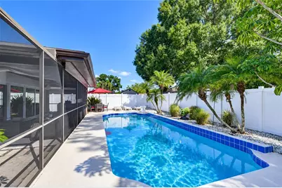 16201 Parkside Drive, Tampa, FL 33624 - Photo 28