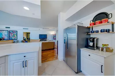 521 Mandalay Avenue #505, Clearwater Beach, FL 33767 - Photo 10