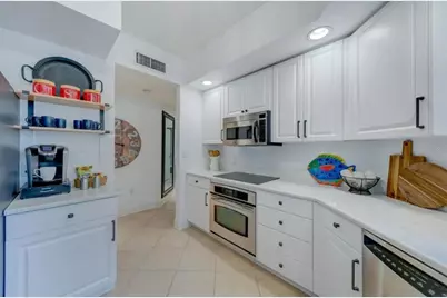 521 Mandalay Avenue #505, Clearwater Beach, FL 33767 - Photo 12
