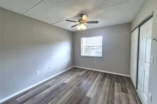 305 Meadow Ln, Oldsmar, FL 34677 - Photo 20