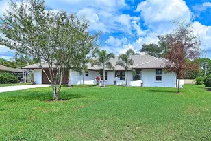 102 Windward Dr, Osprey, FL 34229 - Photo 2