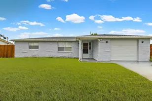 4004 Scarlet Maple Dr, Holiday, FL 34691 - Photo 1