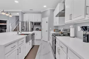 19265 Umberland, Land O Lakes, FL 34638 - Photo 8
