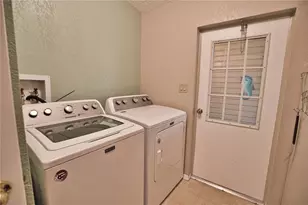 223 Hibisco Dr, North Port, FL 34287 - Photo 28