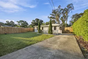 1906 E 98th Ave, Tampa, FL 33612 - Photo 24