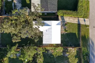 1906 E 98th Ave, Tampa, FL 33612 - Photo 30