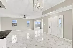 10142 Seminole Island Dr, Largo, FL 33773 - Photo 18