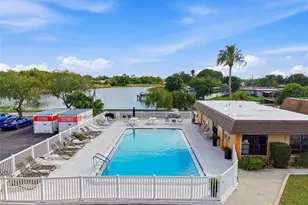 10142 Seminole Island Dr, Largo, FL 33773 - Photo 48