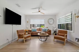 664 60th St S, Saint Petersburg, FL 33707 - Photo 6