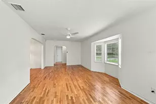 212 S Bradford Ave, Tampa, FL 33609 - Photo 4