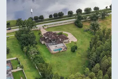 19153 Geraci Road, Lutz, FL 33558 - Photo 12