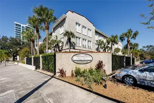 701 Mirror Lake Dr N, Saint Petersburg, FL 33701 - Photo 2