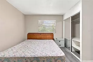 8010 Sharon Dr, Tampa, FL 33617 - Photo 16