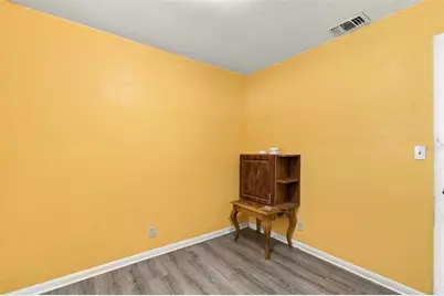 8010 Sharon Drive, Tampa, FL 33617 - Photo 10