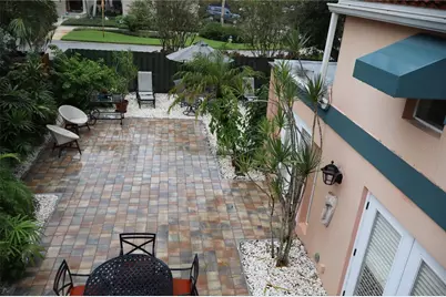 1630 Bonita Lane, Sarasota, FL 34239 - Photo 2