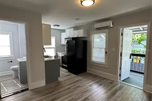 1021 E Cayuga St, Tampa, FL 33603 - Photo 16