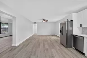 6810 Dr Martin Luther King Jr Street N, Saint Petersburg, FL 33702 - Photo 14